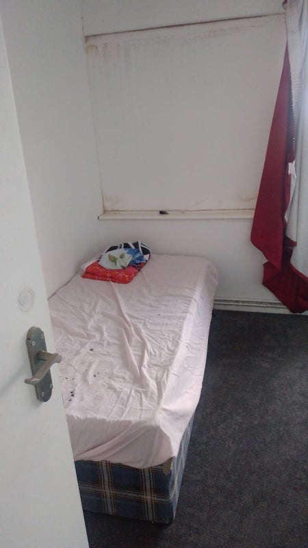 Room Gloucester Avenue in Chelmsford