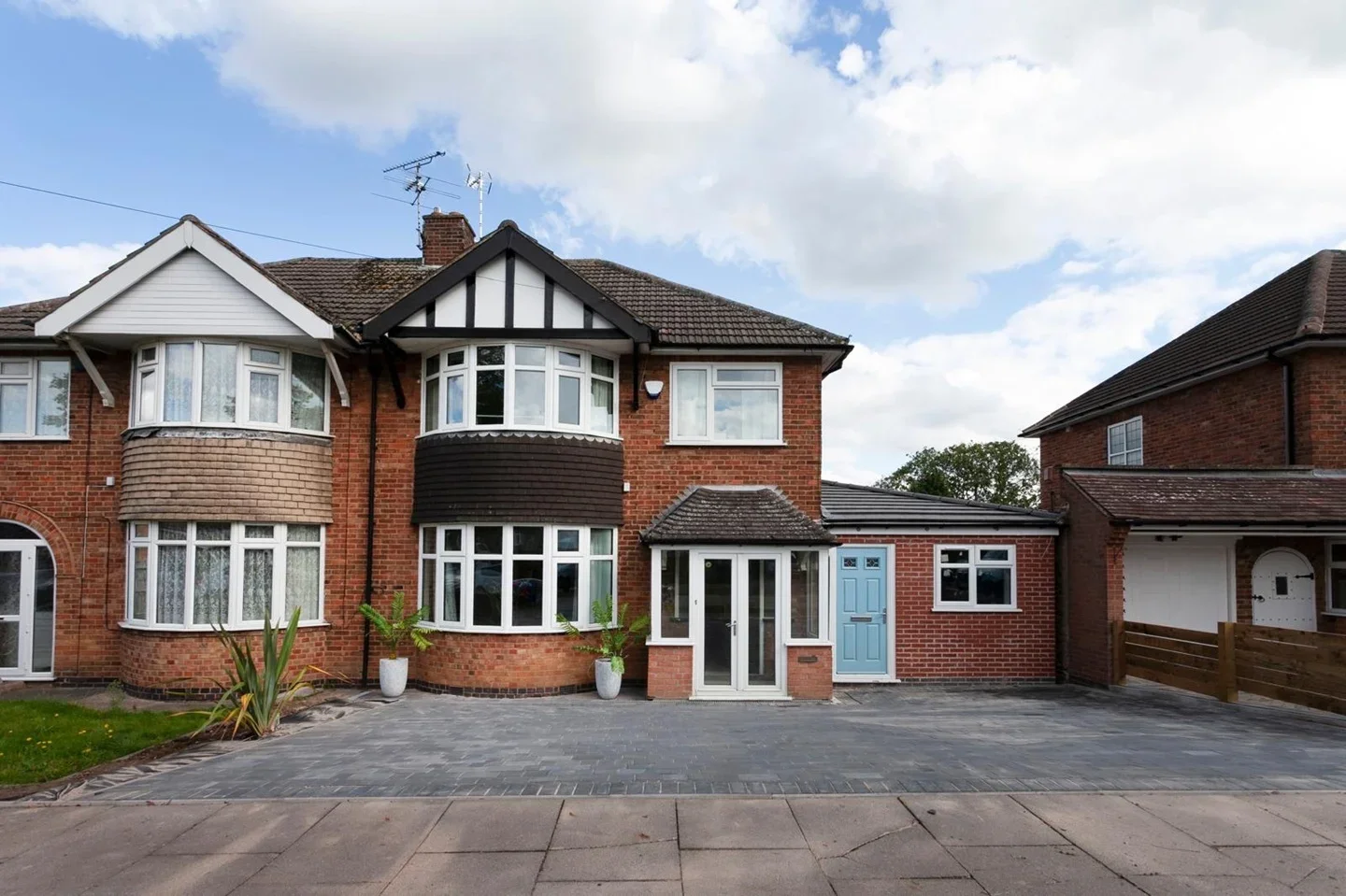 House Aintree Close in Leicester
