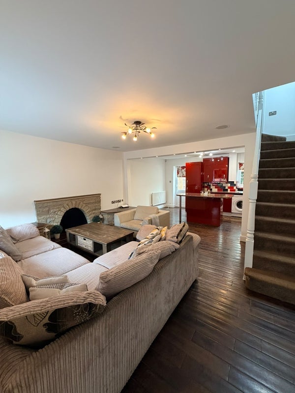 House Hogarth Close in Greater London