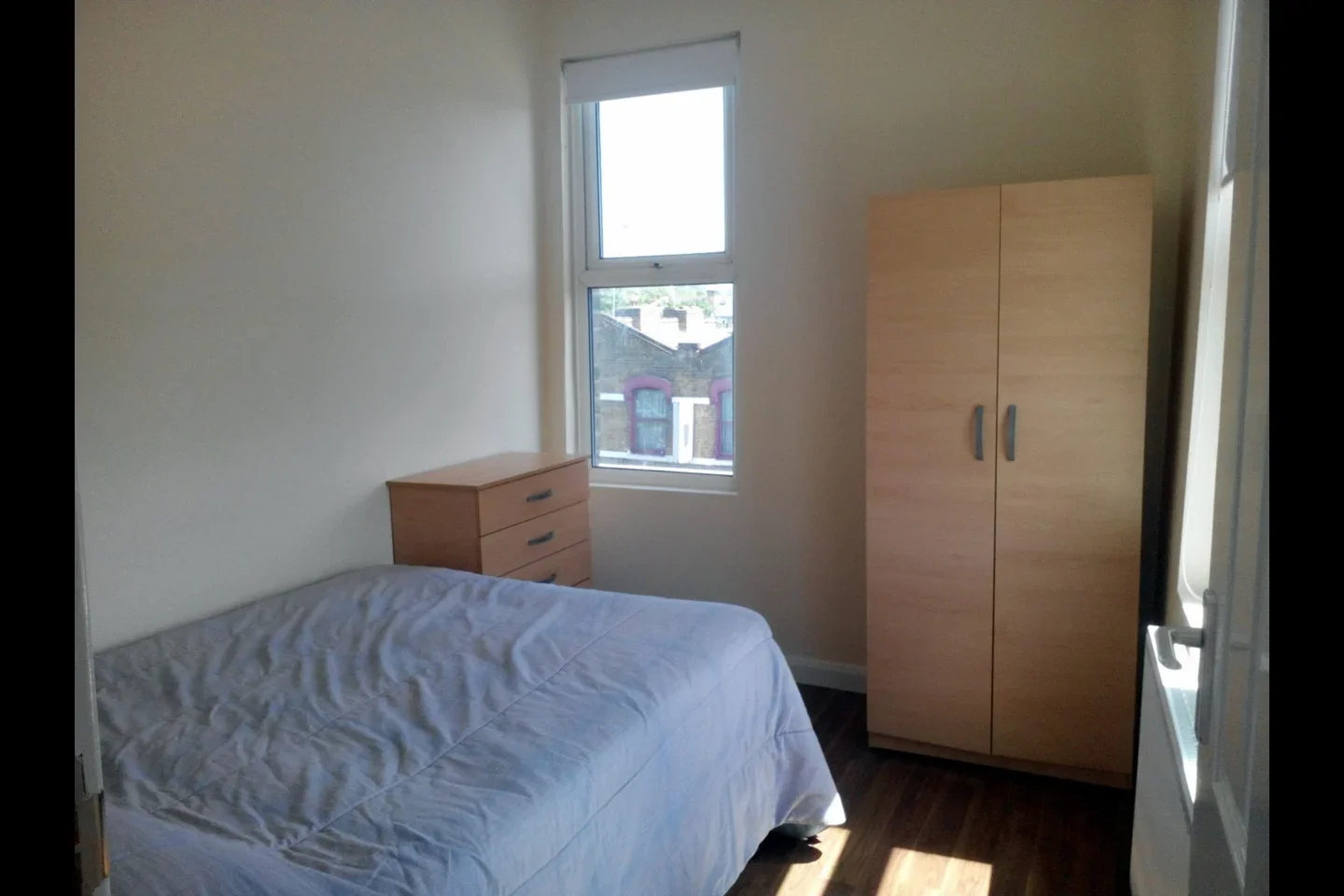 Flat Lordship Lane in Greater London