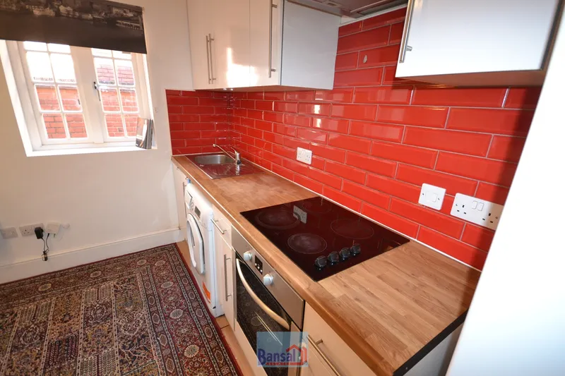 Flat Gulson Road in Coventry