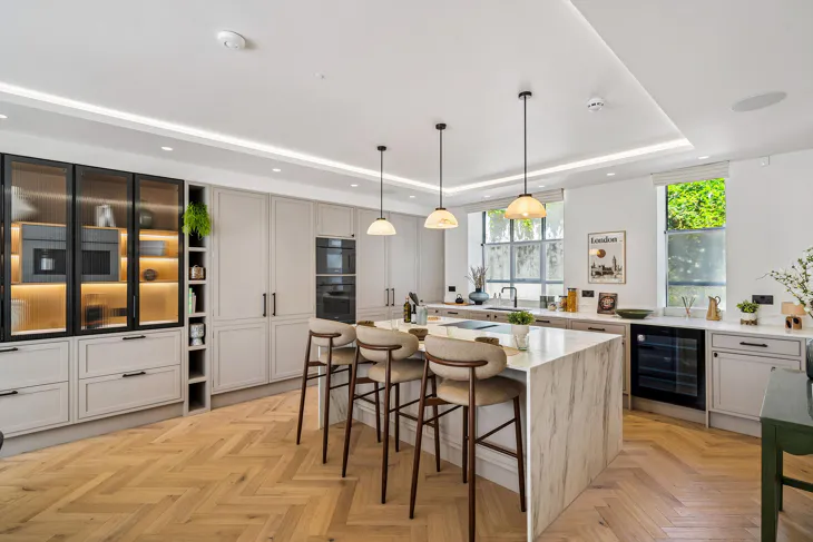Flat Bridstow Place in City of Westminster