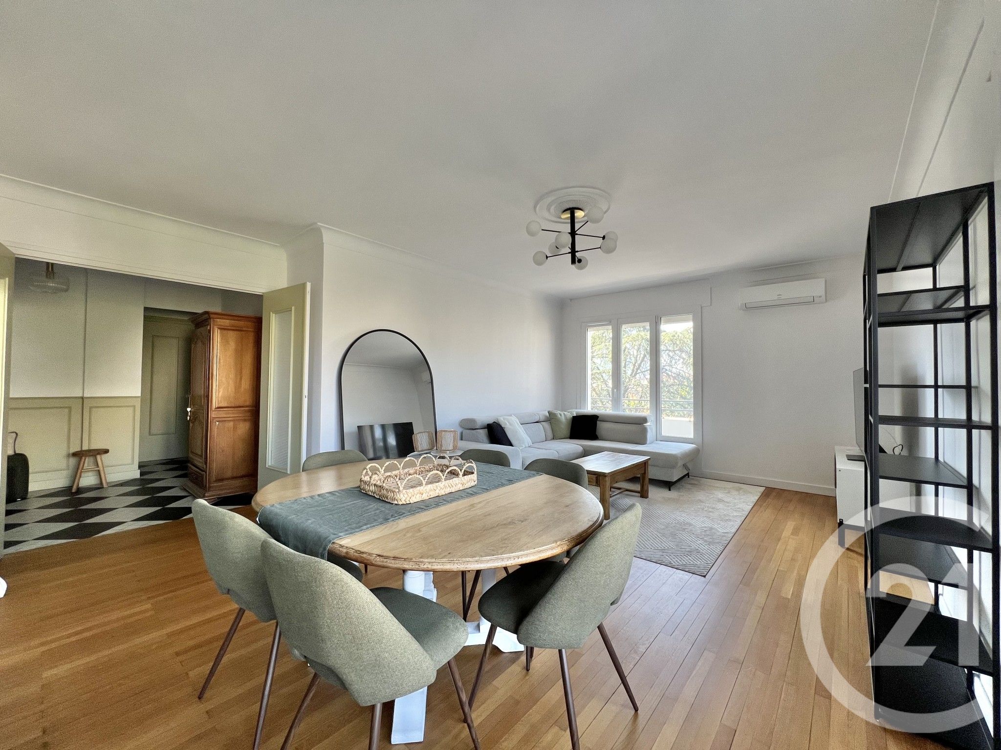 Appartement Place de Lavalette à Grenoble