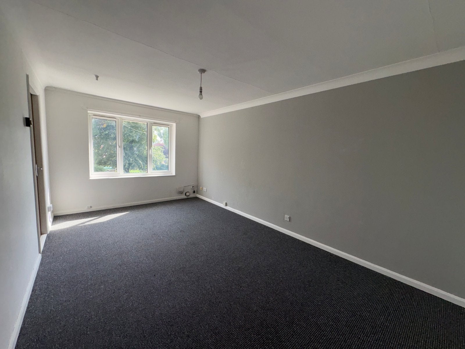 Flat Bronte Court in Hull