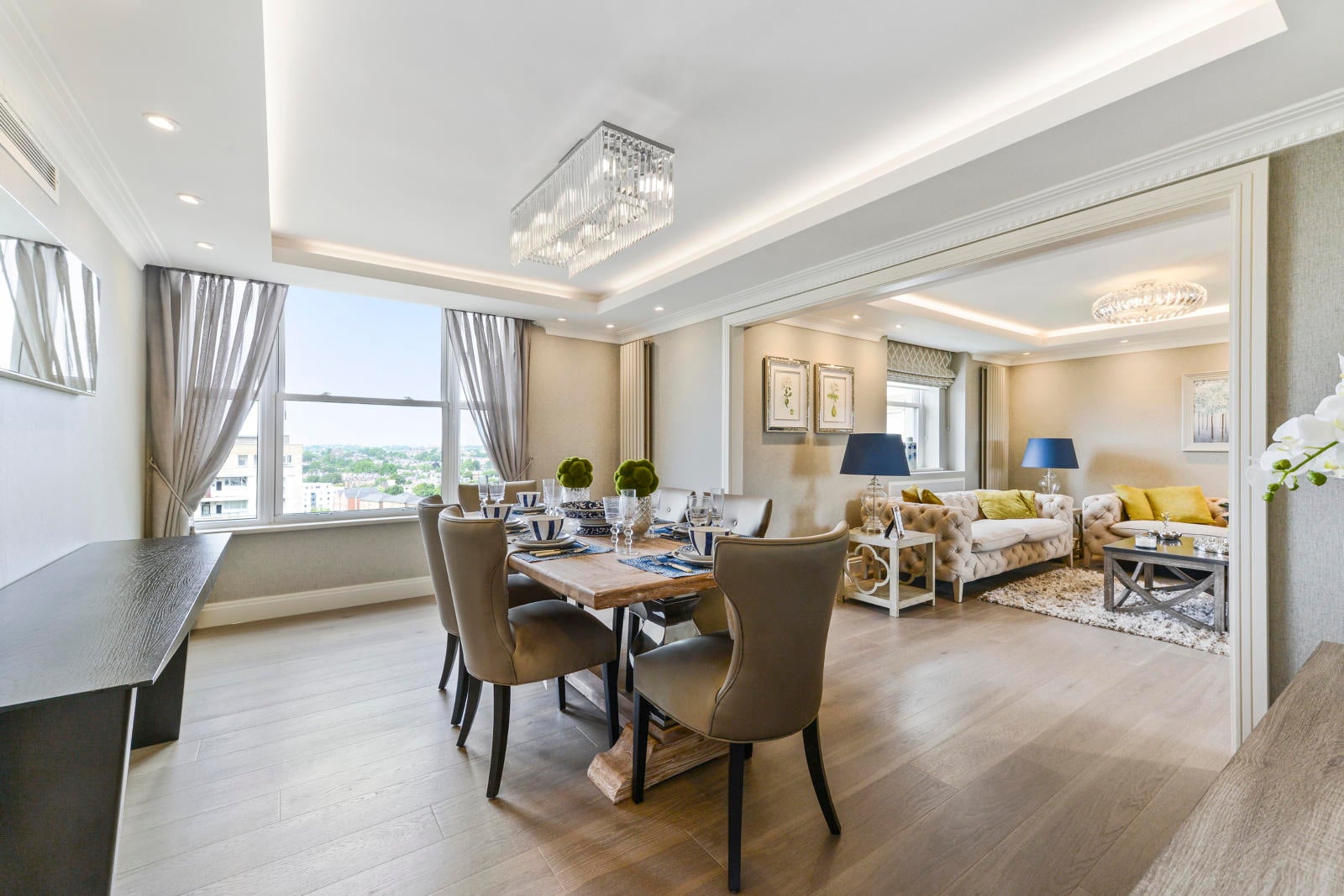 Flat Boydell Court in Greater London