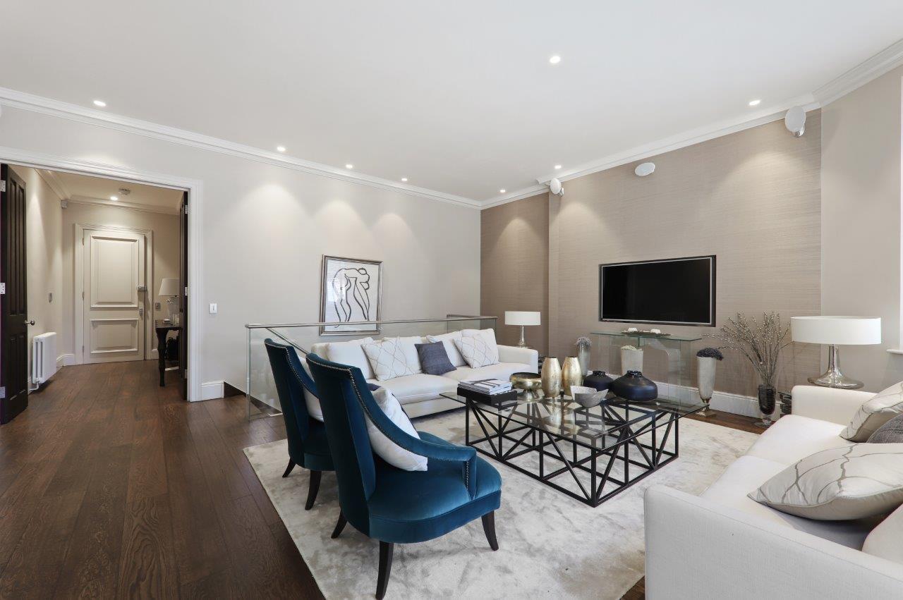 Flat Cadogan Gardens in Greater London