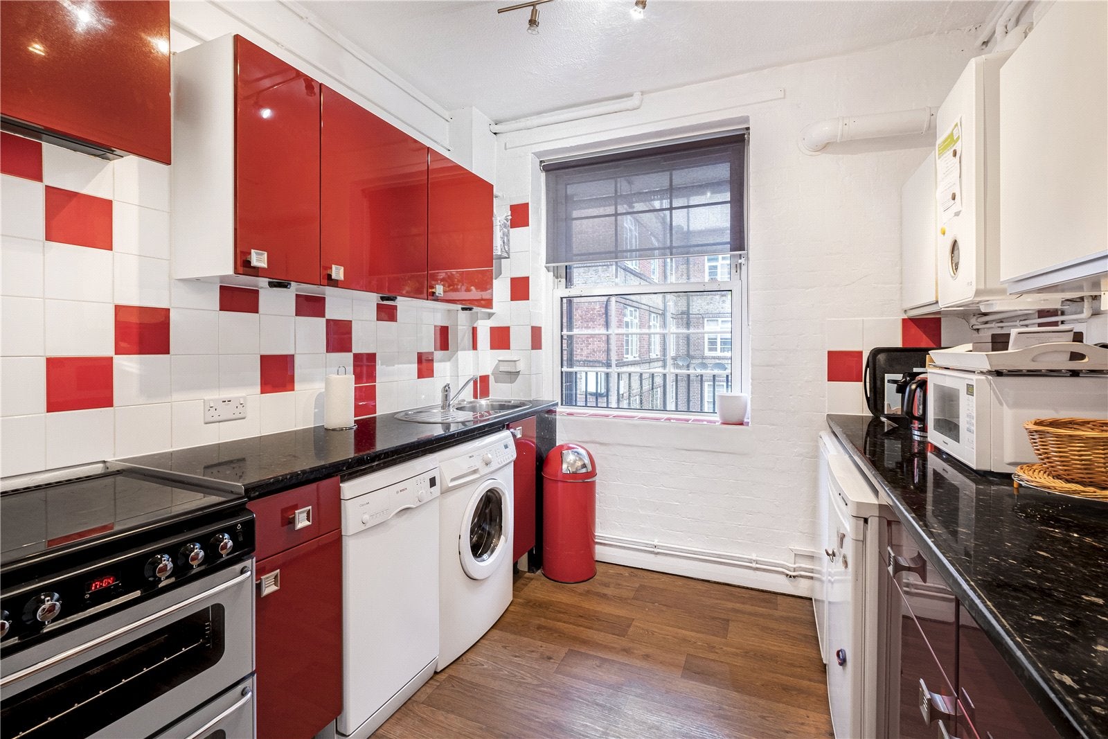 Flat Aberdour Street in Greater London