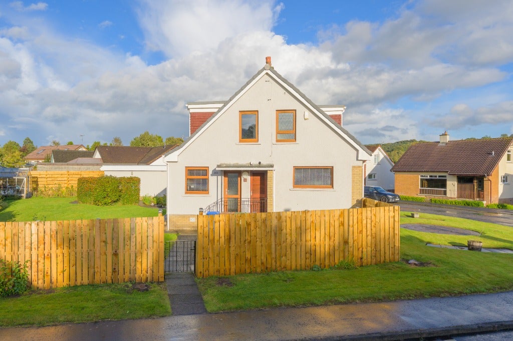 House Melloch Crescent in Tillicoultry