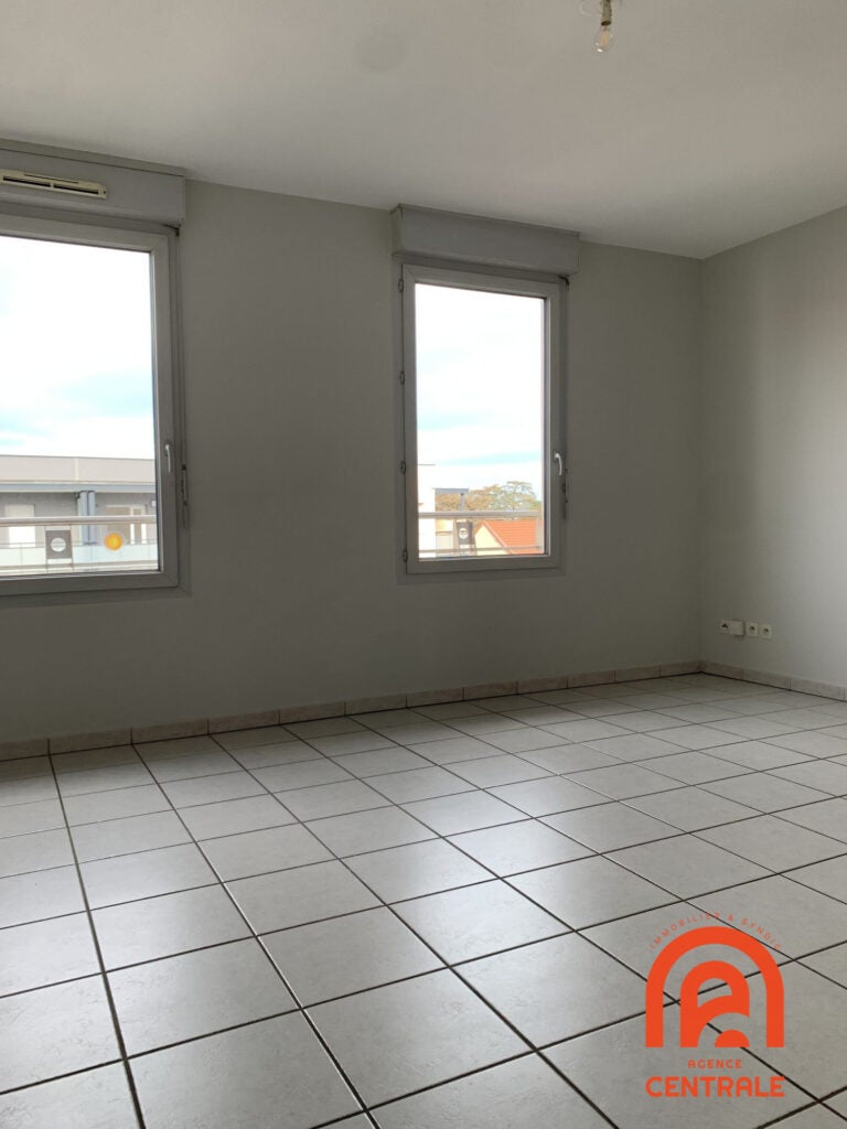 Appartement Rue de la République à Meyzieu