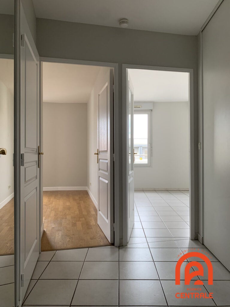 Appartement Rue de la République à Meyzieu