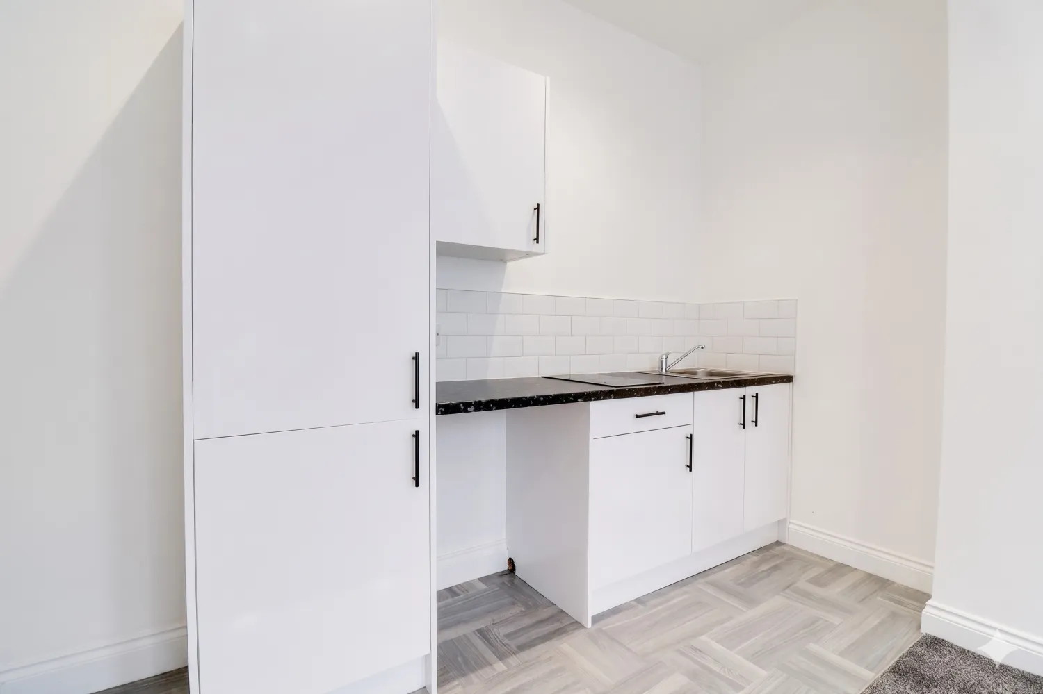 Flat Cheriton Road in Folkestone and Hythe District