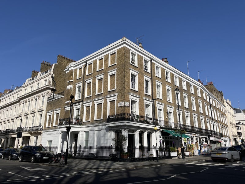Flat Craven Road in City of Westminster