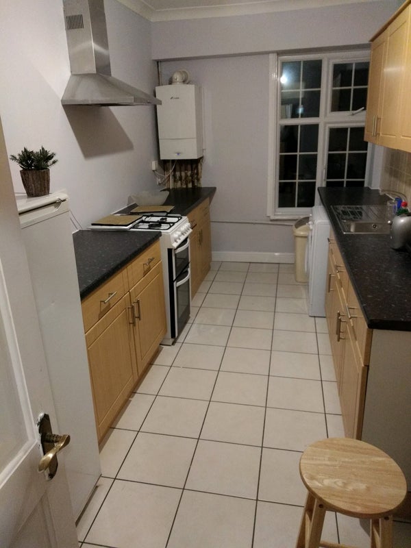Room Upper Tulse Hill in Greater London