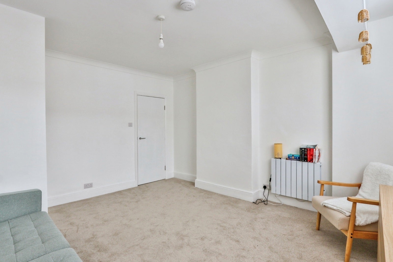 Flat Ashley Road in Poole