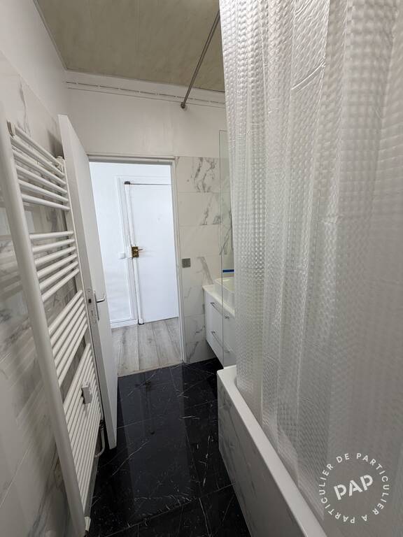 Room Rue Galliéni in Villennes-sur-Seine