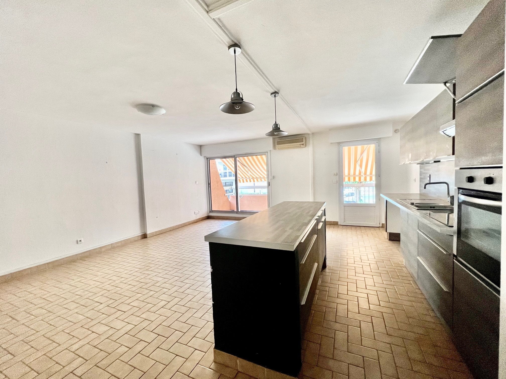 Appartement Chemin du Mas de Vignolles à Nîmes