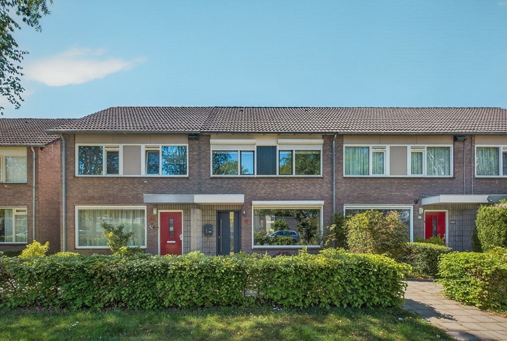 Huis De Mommers 31 in Waalre