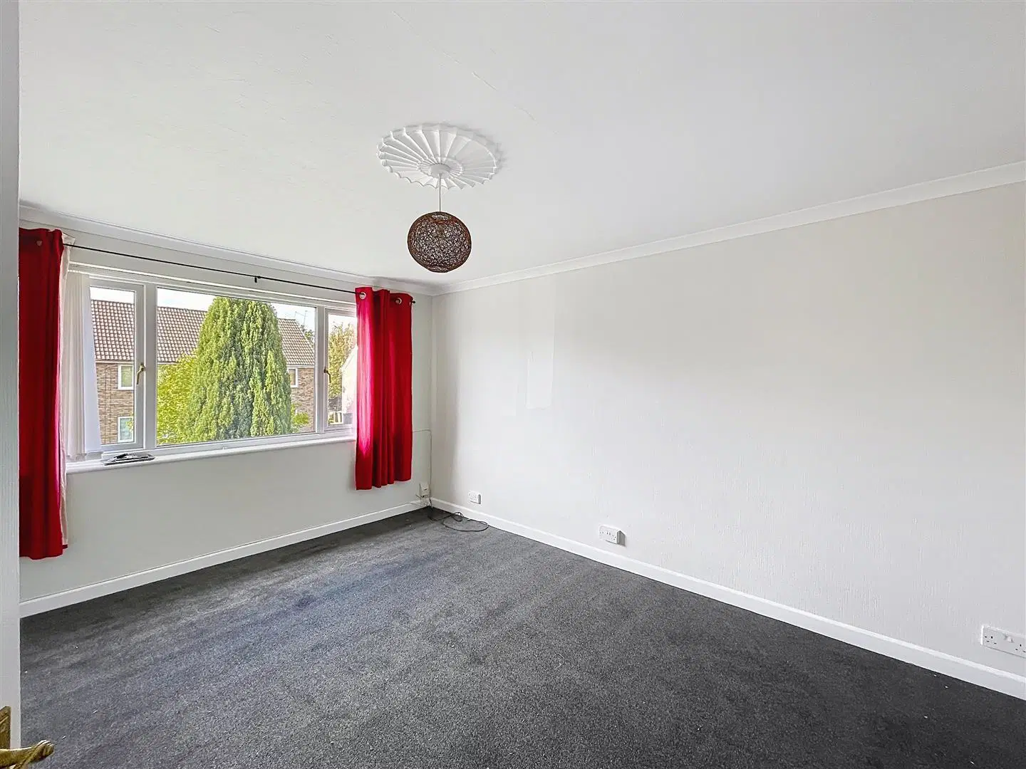 Flat Denton Close in Kenilworth