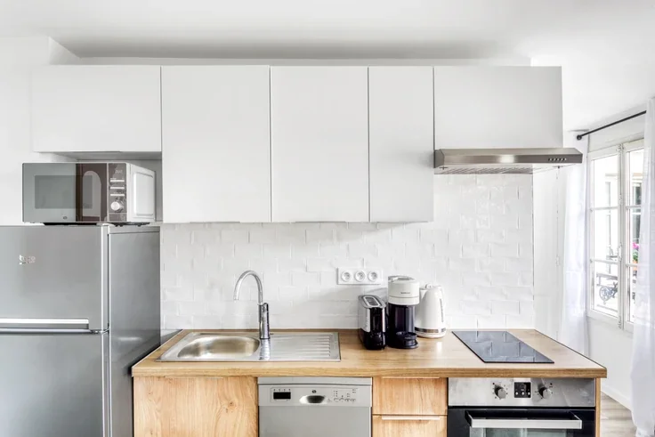 Appartement Rue du Colisée à Paris