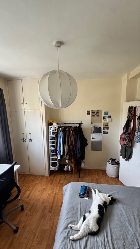 Room Fanshaw Street in Greater London