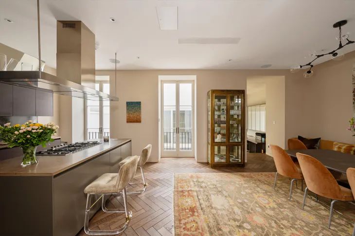 Flat Lancaster Gate in City of Westminster
