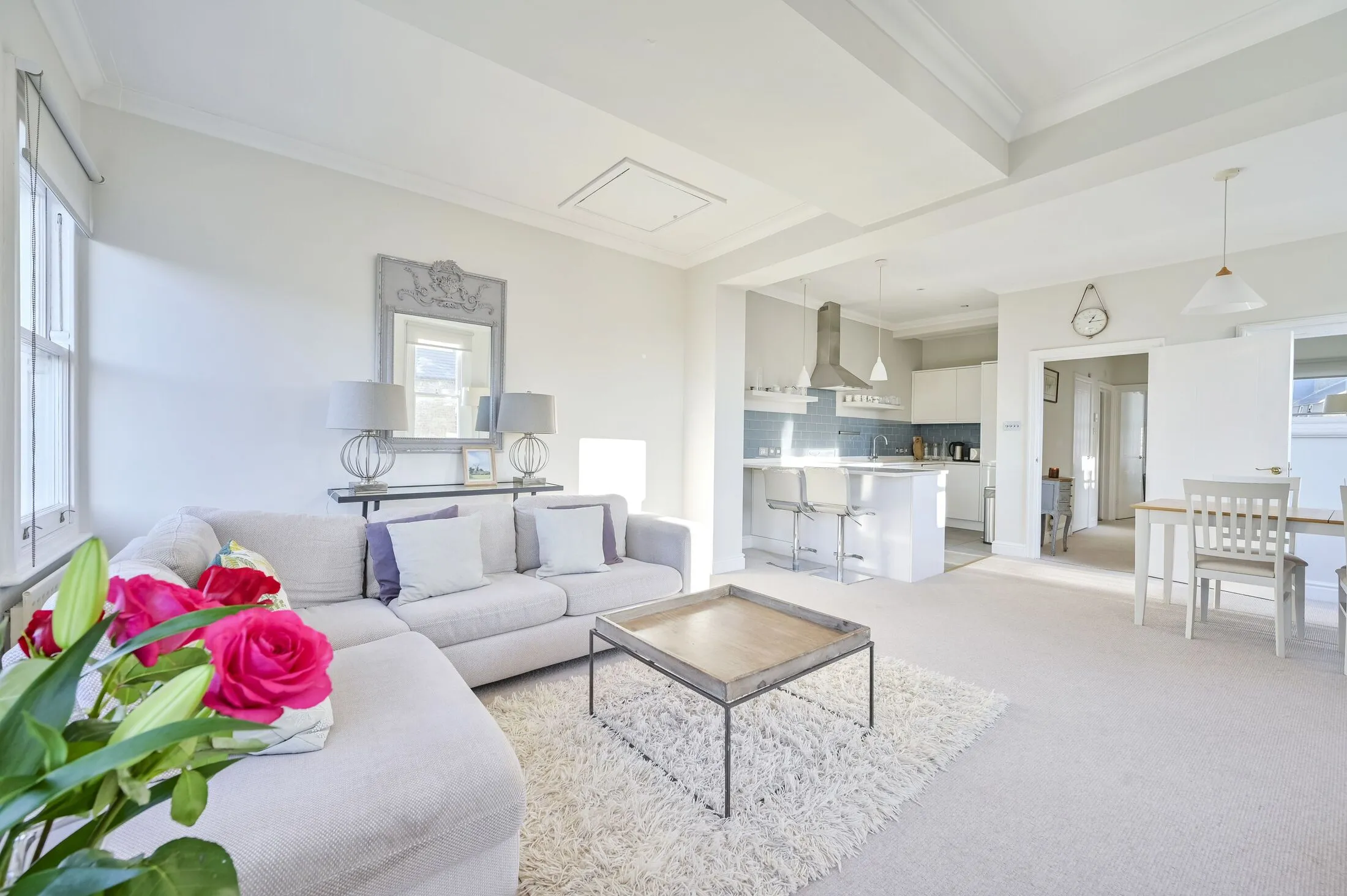 Flat Homefield Road in Greater London