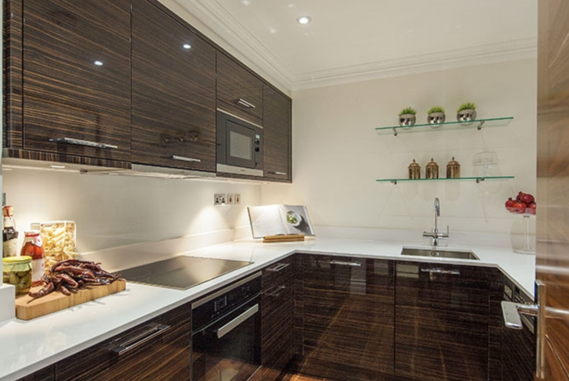 Flat Kensington Gardens Square in City of Westminster
