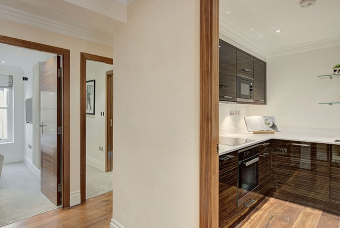 Flat Kensington Gardens Square in City of Westminster