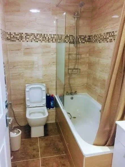 Room Aldington Close in Greater London