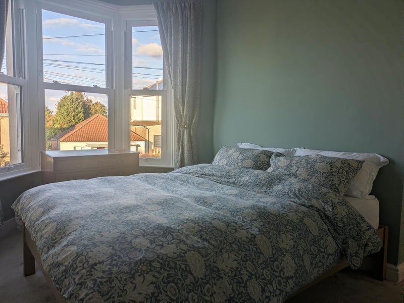 Room Cottrell Avenue in Bristol