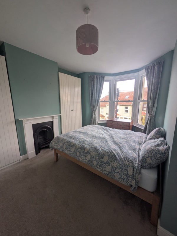 Room Cottrell Avenue in Bristol