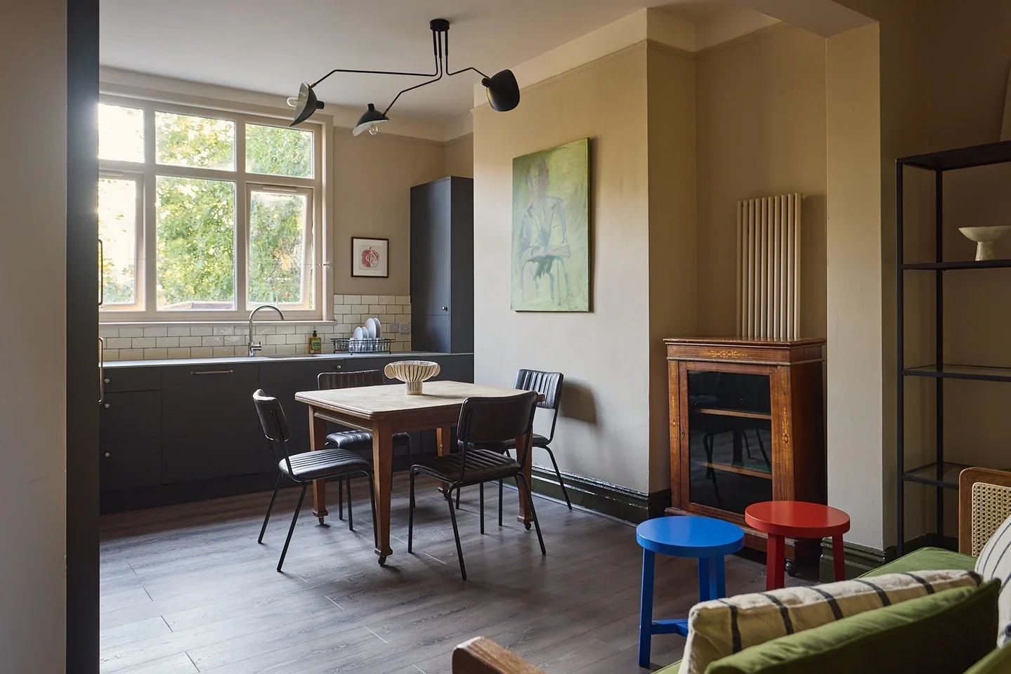 Flat Nicholson Road in Greater London