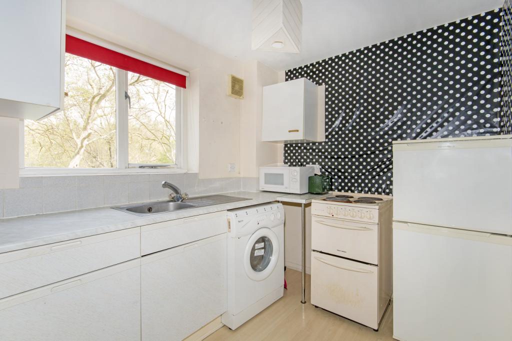 Flat Grinstead Road in Greater London