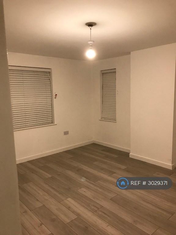 Flat Hodsons Drive in Huntingdonshire
