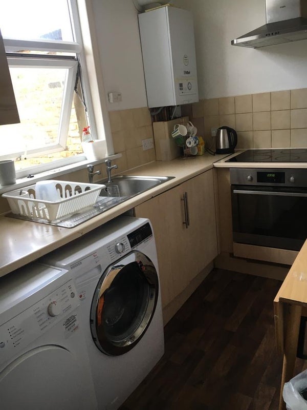 Room Studland Street in Greater London