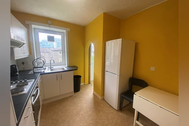Flat Willowbank Road in Aberdeen City