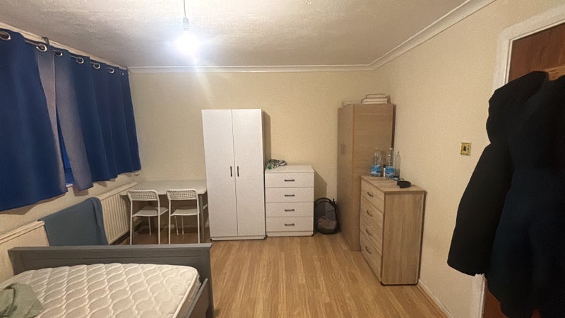 Room The Green in Greater London
