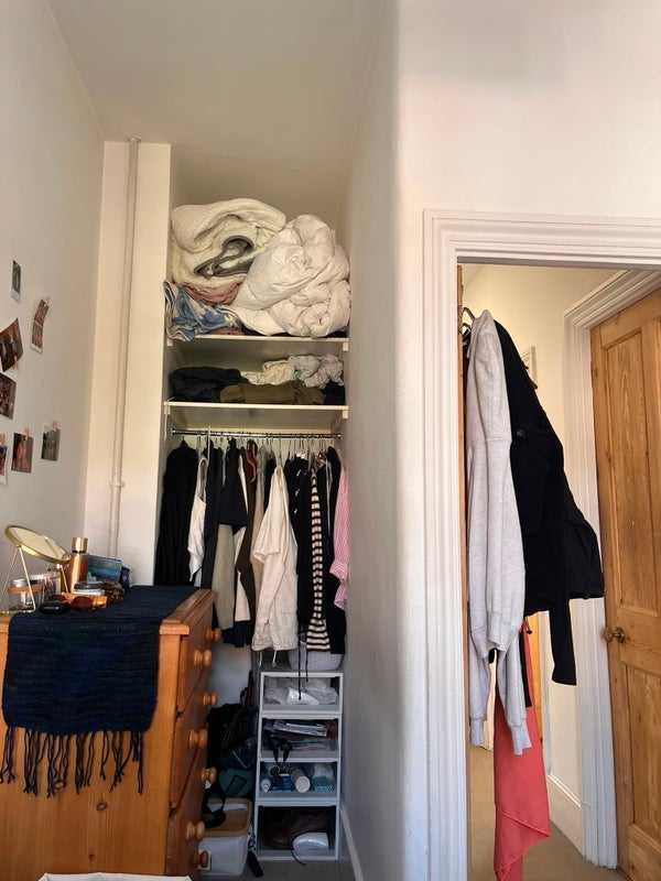 Room Yukon Road in Greater London