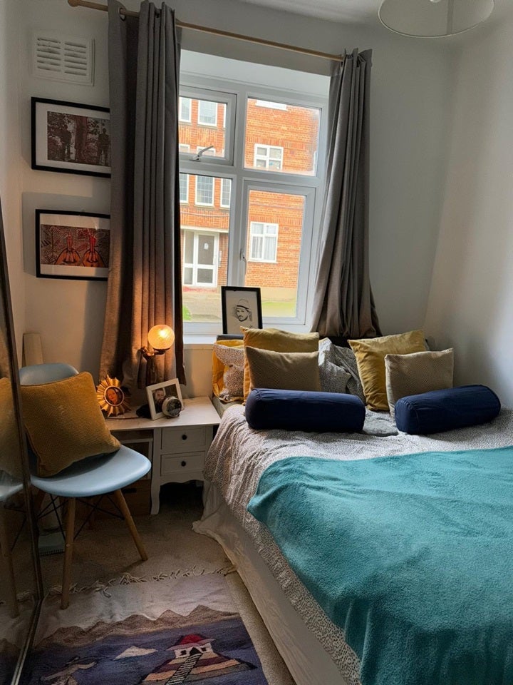 Room Parkwood Flats in Greater London