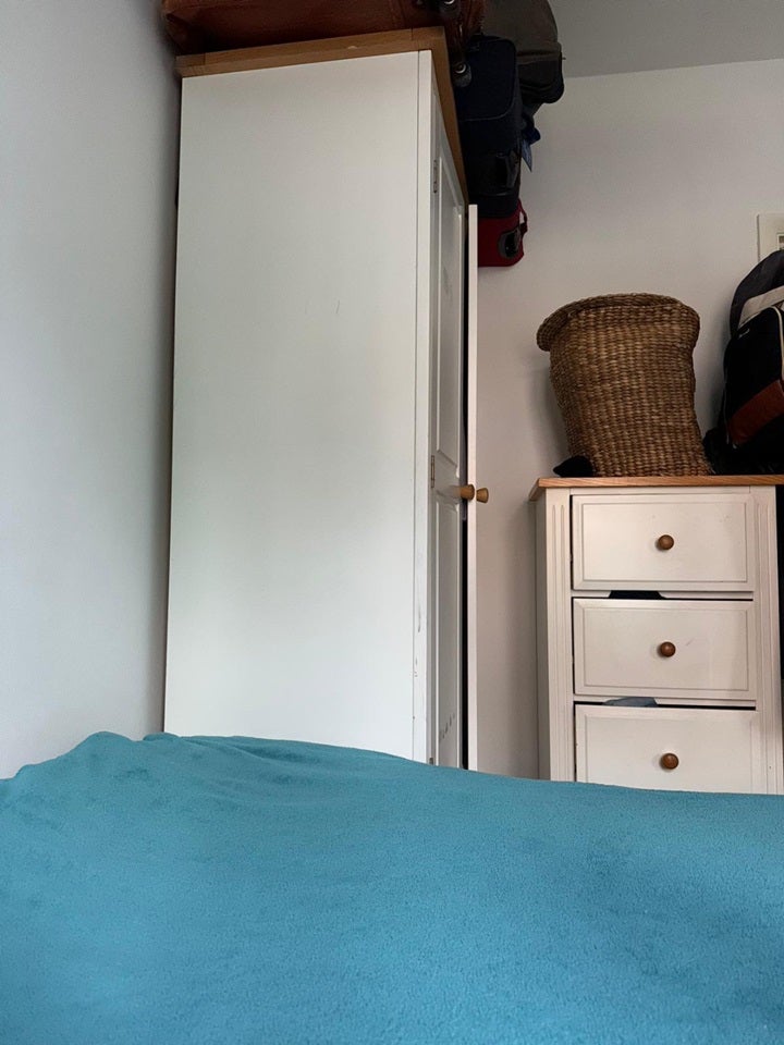 Room Parkwood Flats in Greater London