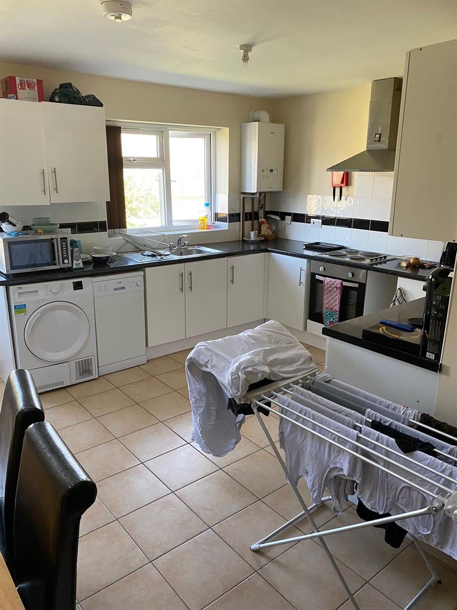 Room Fairlie Road in Oxford