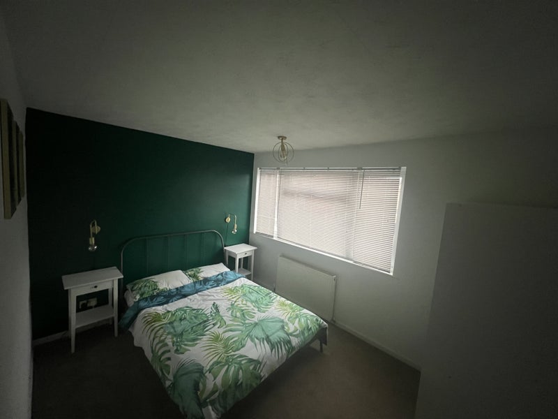 Room Barrington Road in Rugby