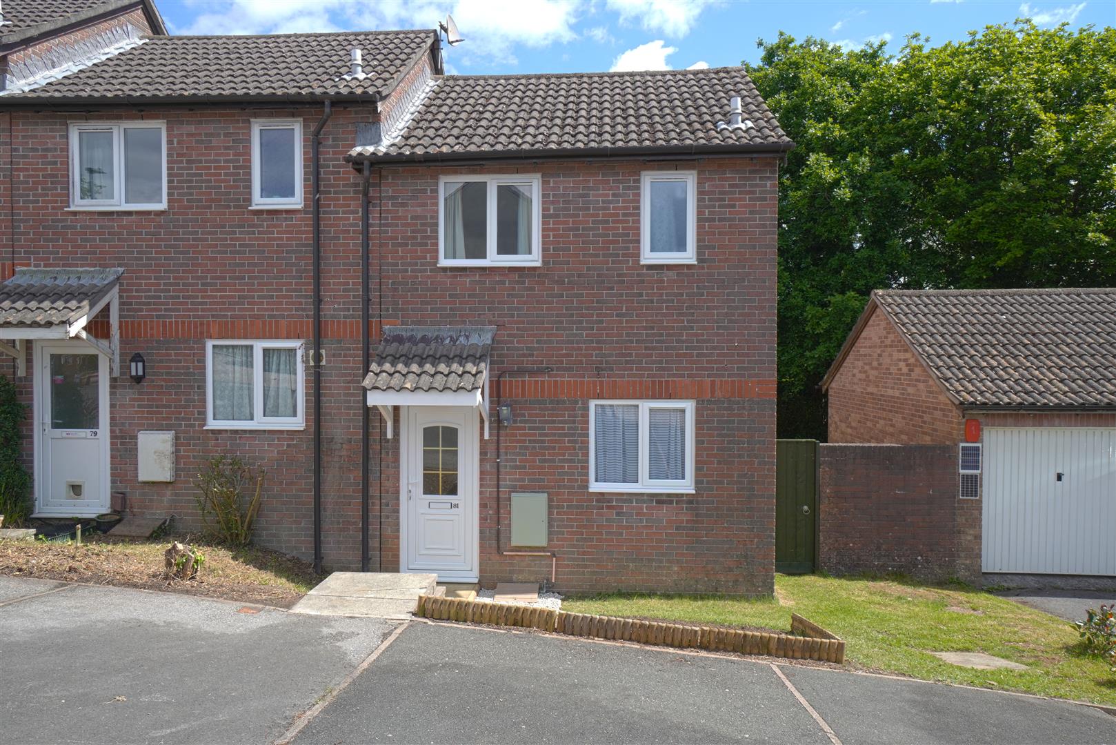House Pinewood Close in Plymouth