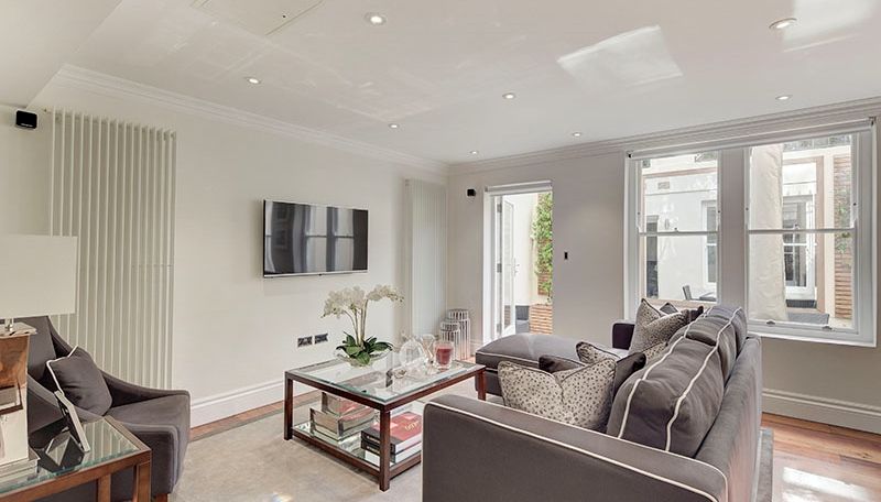 Flat Kensington Gardens Square in London