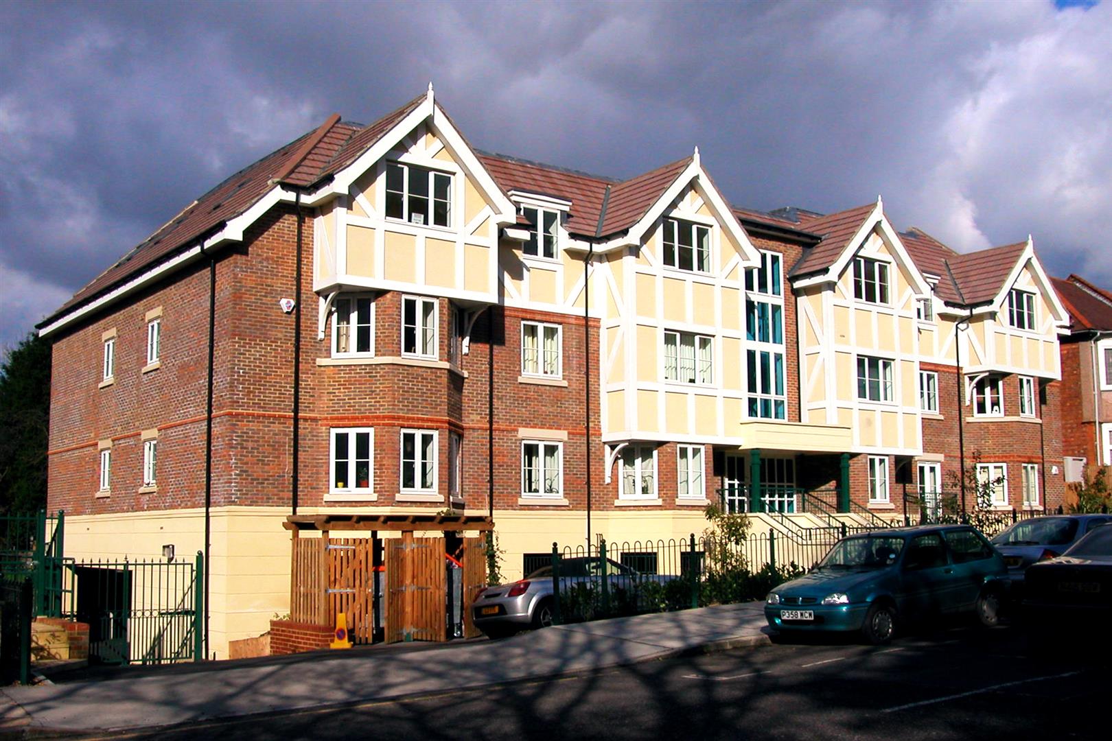 Flat Station Road in Greater London