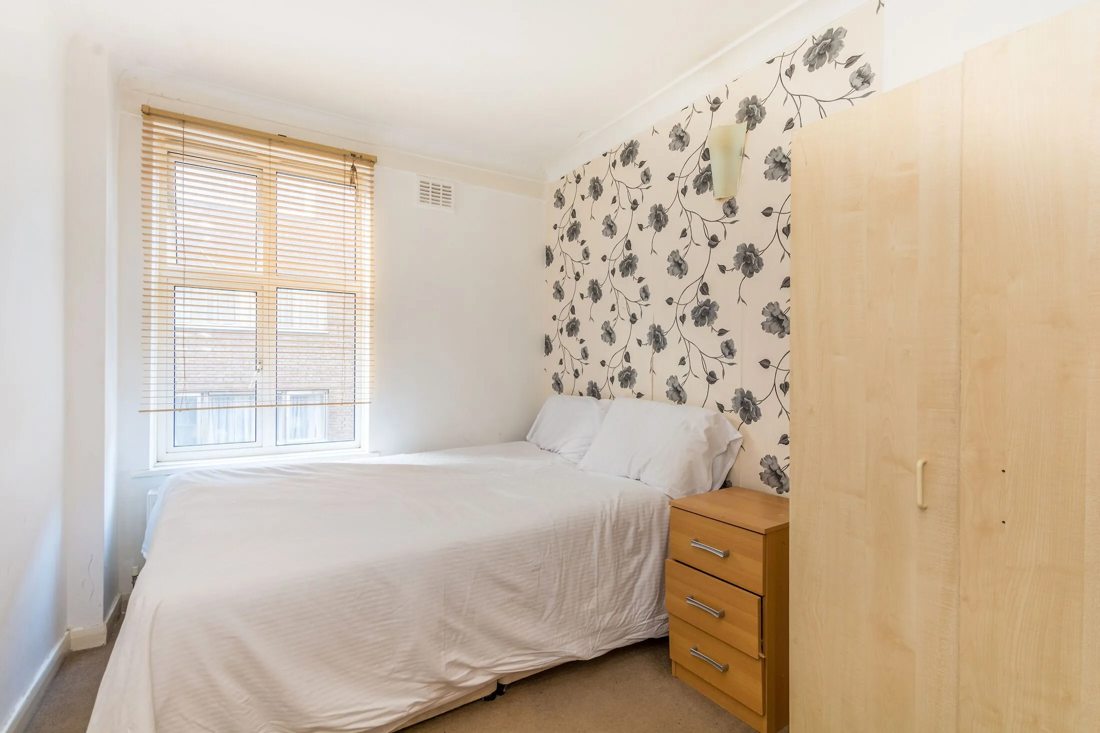 Flat Kendal Street in City of Westminster