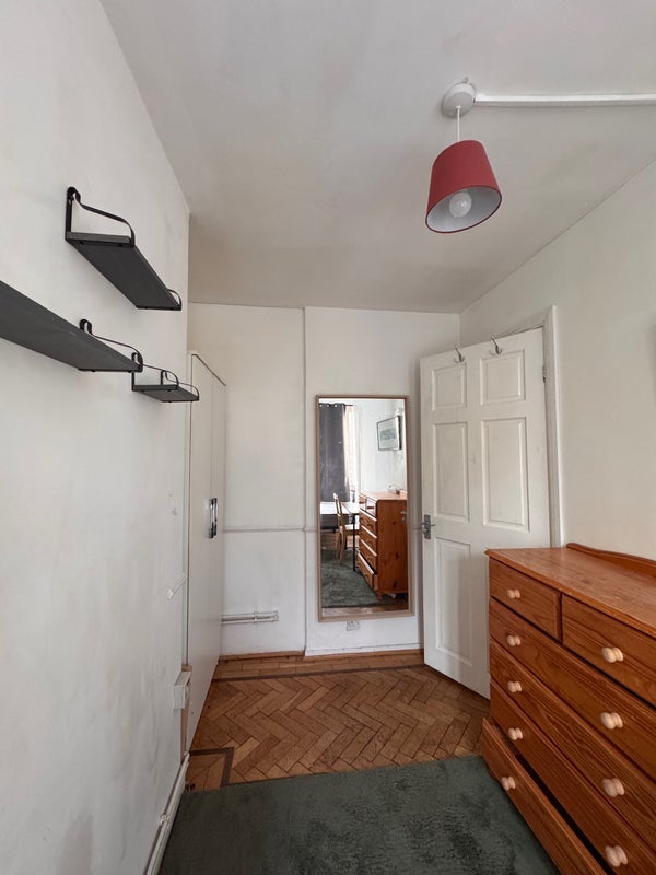 Room Sherfield Gardens in Greater London