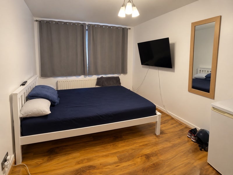 Room Breasley Close in Greater London