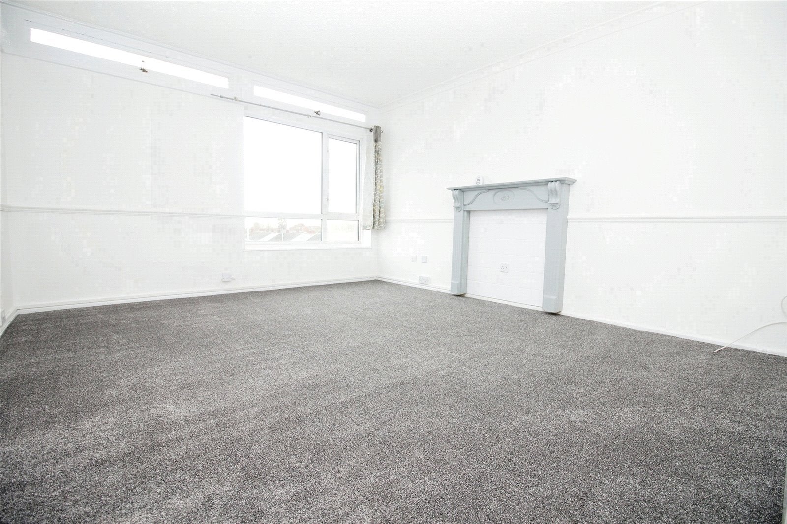 Flat Clay Hill Road in Basildon