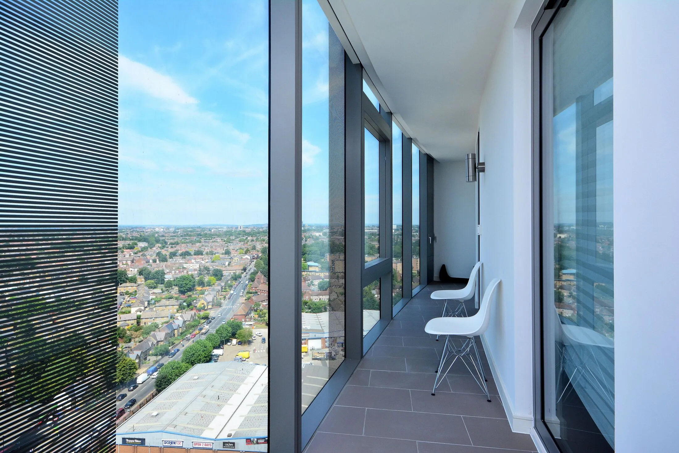 Flat Great West Road in Greater London